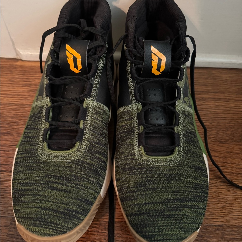 Adidas Dame 5 size 12